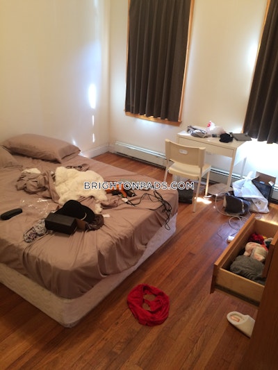 Brighton 5 Bed, 2 Bath Unit Boston - $4,800