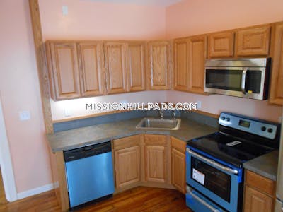 Mission Hill 4 Beds 1.5 Baths Boston - $5,950