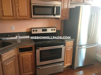 Mission Hill 4 Beds 1.5 Baths Boston - $5,600