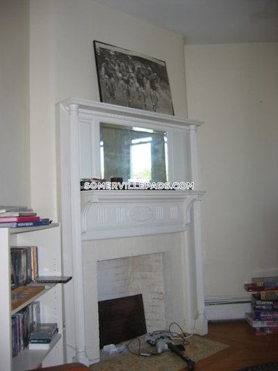 Somerville 4 Beds 1 Bath  Winter Hill - $4,385