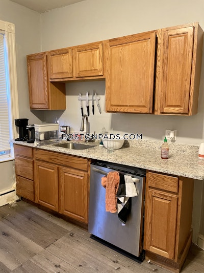 Mission Hill 4 Beds 2 Baths Boston - $6,800 No Fee