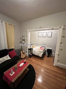 Northeastern/symphony Studio, 1 Bath Unit Boston - $2,400