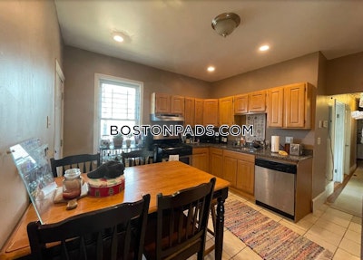 Mission Hill 4 Beds 1 Bath Boston - $4,200