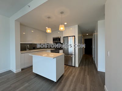 West End 1 Bed 1 Bath + Den Boston - $7,449