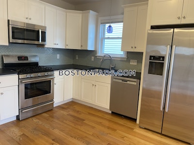 Dorchester Spacious 2 Bedroom on Dorchester Ave in Dorchester Available Sept 1st! Boston - $3,300