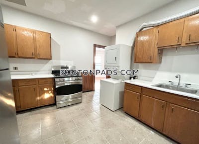 Dorchester 3 Beds 1 Bath Boston - $3,650