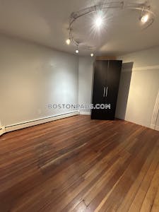 South Boston 3 Beds 1 Bath Boston - $3,050