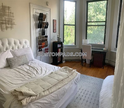 South End Classic South End 2BD 1BA Brownstone Boston - $3,400