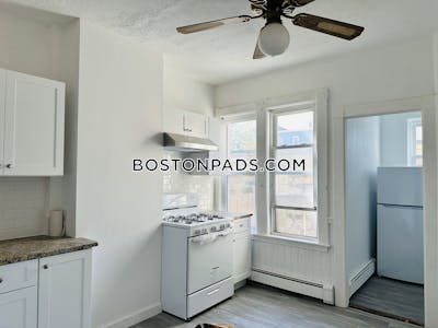 Cambridge Spacious 3 Bed Split on Jefferson Street  Inman Square - $3,575 No Fee