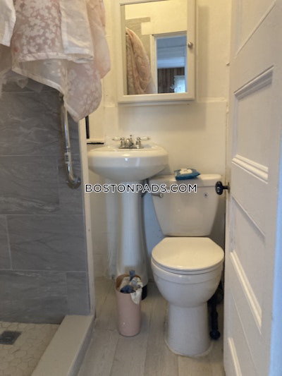 Cambridge 2 Beds 1 Bath  Inman Square - $3,575 No Fee