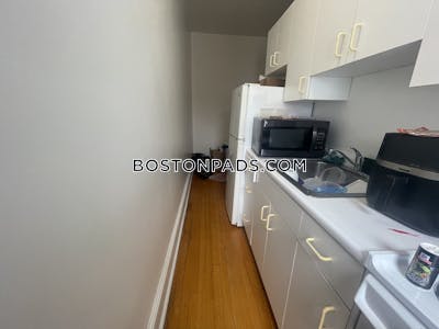 Brookline 1 Bed 1 Bath  Washington Square - $2,710 No Fee