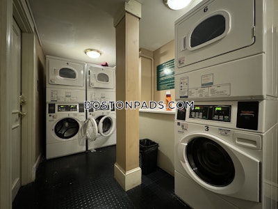 Fenway/kenmore 1 Bed 1 Bath Boston - $2,600 No Fee