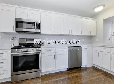 Dorchester 3 Beds 1 Bath Boston - $3,150 No Fee