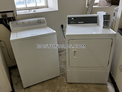 Roxbury 3 Bed 1 Bath BOSTON Boston - $3,600