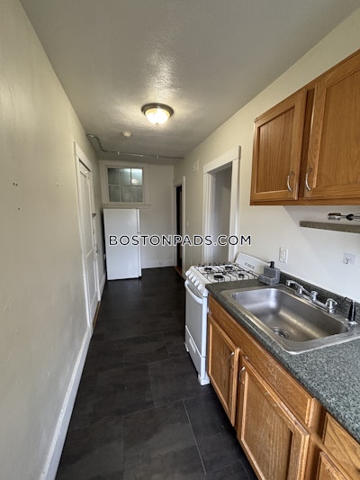 Somerville 1 Bed 1 Bath SOMERVILLE  Spring Hill - $2,450 No Fee