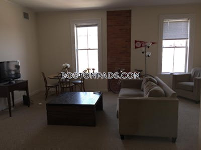Brookline 3 Bed 2 Bath BROOKLINE- BROOKLINE VILLAGE $4,700  Brookline Village - $4,600