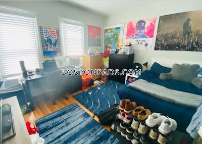 Somerville 4 Bed 1 Bath SOMERVILLE  Tufts - $5,200