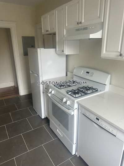 Brookline 1 Bed 1 Bath BROOKLINE- COOLIDGE CORNER $2,500  Coolidge Corner - $2,600 No Fee