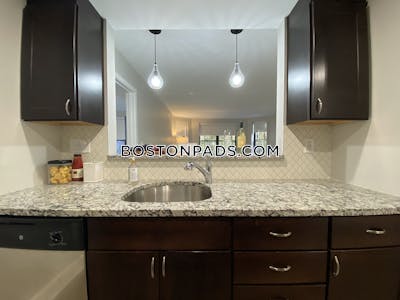 Back Bay 2 Beds 1 Bath Boston - $5,036