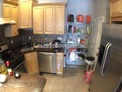 Allston 5 Bed, 2 Bath Unit Boston - $6,000