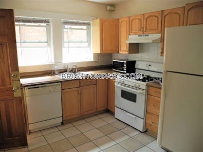 Brighton 5 Beds 2 Baths Brighton Boston - $7,750