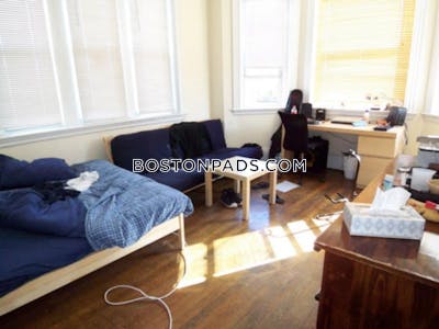 Fenway/kenmore Apartment for rent 3 Bedrooms 1 Bath Boston - $4,500 No Fee
