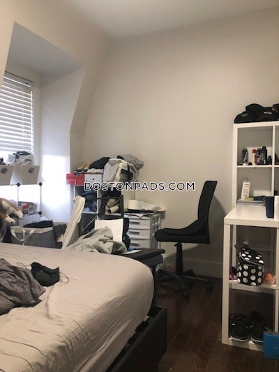Northeastern/symphony 2 Beds Northeastern Boston - $4,200 50% Fee