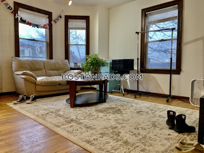 Jamaica Plain 3 Beds 1 Bath Boston - $3,600