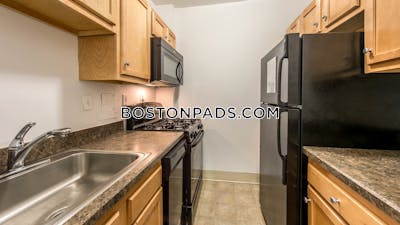 Cambridge Studio  baths Luxury in CAMBRIDGE  Porter Square - $2,445 No Fee