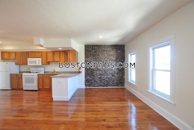 South Boston 1 Bed 1 Bath Boston - $2,600 No Fee