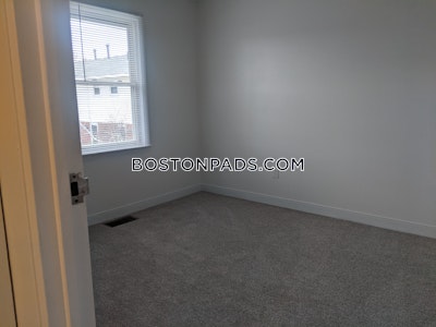 Roslindale Apartment for rent 3 Bedrooms 1 Bath Boston - $3,851