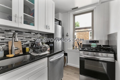 Cambridge 3 Beds 1 Bath  North Cambridge - $3,600