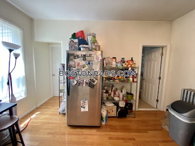 Cambridge Apartment for rent 3 Bedrooms 1 Bath  Inman Square - $3,800