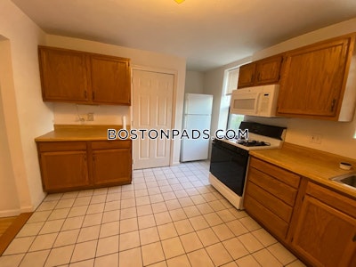 Cambridge Apartment for rent 3 Bedrooms 1 Bath  North Cambridge - $3,300