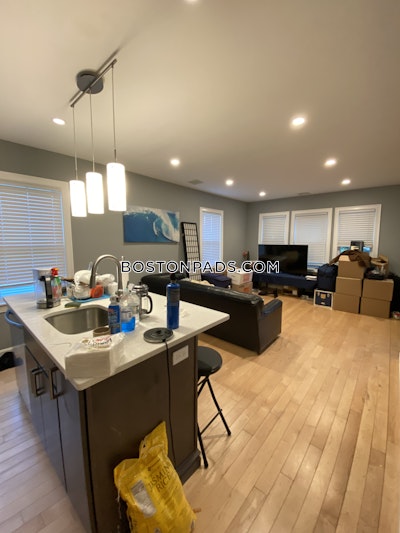 Fort Hill Apartment for rent 3 Bedrooms 1 Bath Boston - $4,200 50% Fee