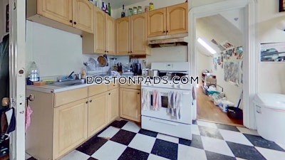 Allston/brighton Border Apartment for rent 3 Bedrooms 1 Bath Boston - $3,395 No Fee