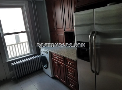 Brookline 3 bedroom 1 baths in BROOKLINE- COOLIDGE CORNER  Coolidge Corner - $3,500 50% Fee