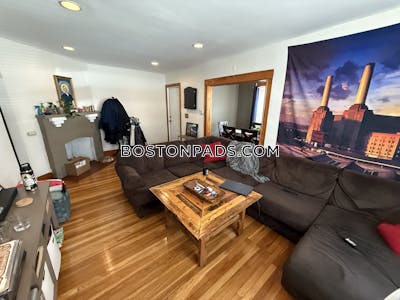 Brighton 3 Beds 2 Baths Boston - $3,550 No Fee