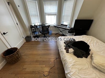 Jamaica Plain Apartment for rent 3 Bedrooms 1 Bath Boston - $4,300