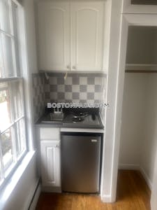 Mission Hill Studio 1 Bath Boston - $1,500