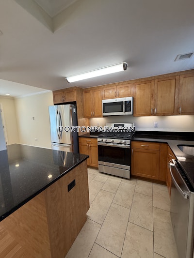 Brookline Studio 1 Bath  Chestnut Hill - $3,820 No Fee