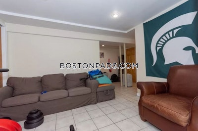 Brighton 5 Beds 2 Baths Boston - $4,900