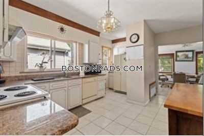 Medford Apartment for rent 6 Bedrooms 2 Baths  Tufts - $8,200