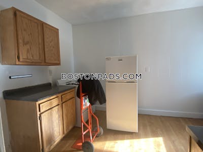 Allston/brighton Border Apartment for rent 2 Bedrooms 1 Bath Boston - $2,850 No Fee