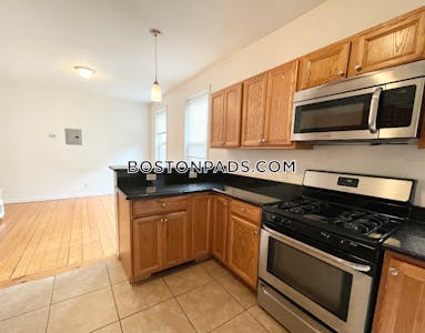 Mission Hill 4 Beds 1 Bath Boston - $4,900